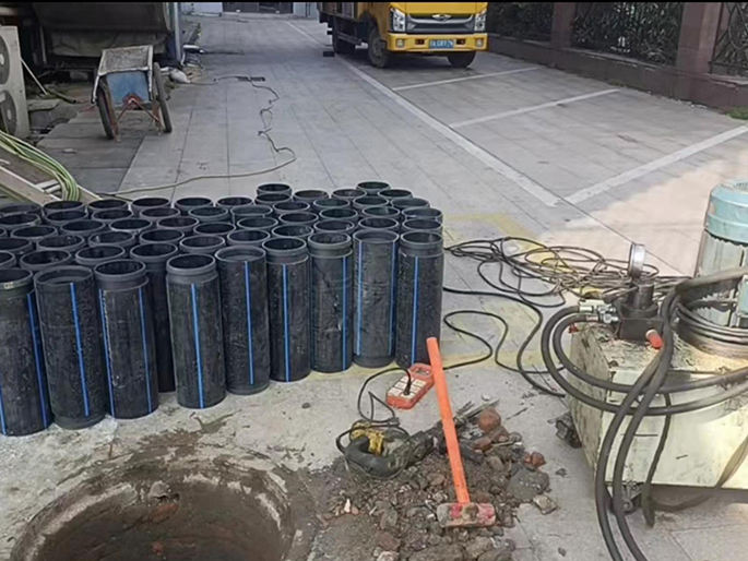 金川PE置换管厂家 DN315置换管 非开挖管短管置换